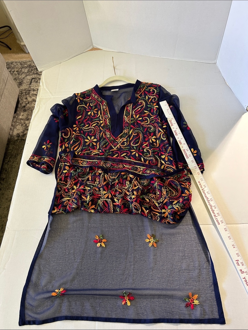 ROYAL MOTA SHEER NAVY BLUE TUNIC IS ADORNED WITH FLORAL & EMBROIDERED SZ 40 - Picture 9 of 12